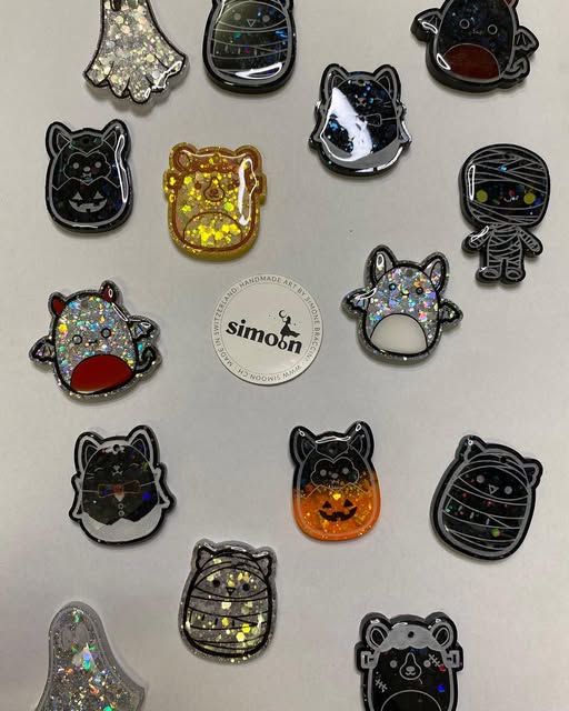 Glitzernde Halloween-Figuren aus Kunstharz